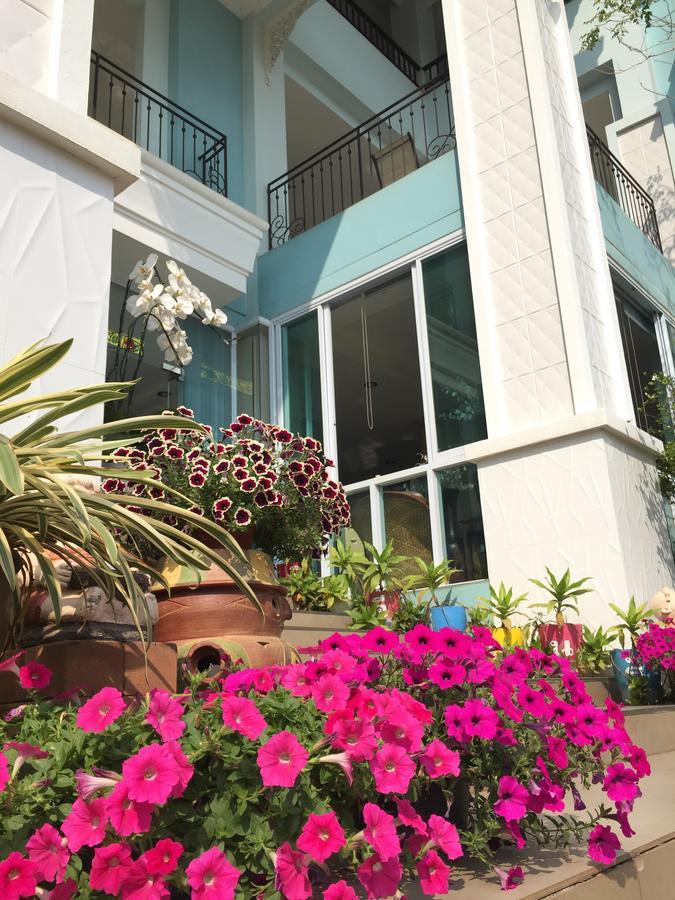 Crystal Nongkhai Hotel Nong Khai Esterno foto