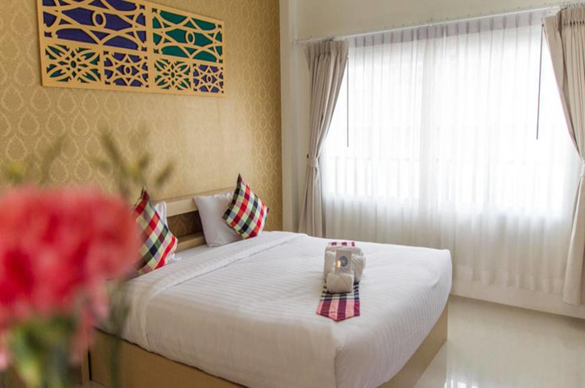 Crystal Nongkhai Hotel Nong Khai Esterno foto